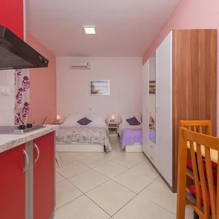 Luce Apartment